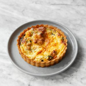 Quiche de ajoporro y tocineta keto